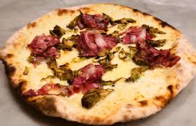 Pizza coppa di parma e carciofi